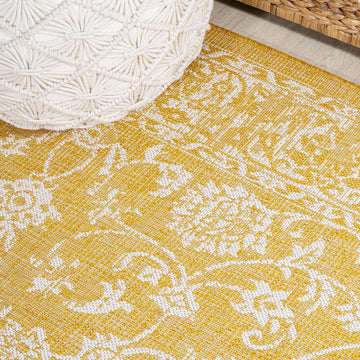 Tela Bohemian Textured Weave Floral Indoor/outdoor Runner Rug